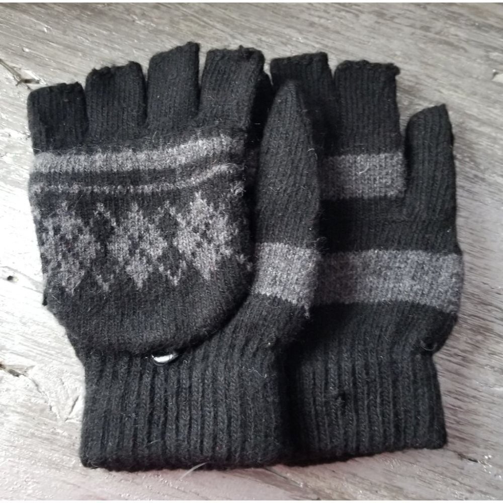 Fingerless Mittens - Picture 2 of 7